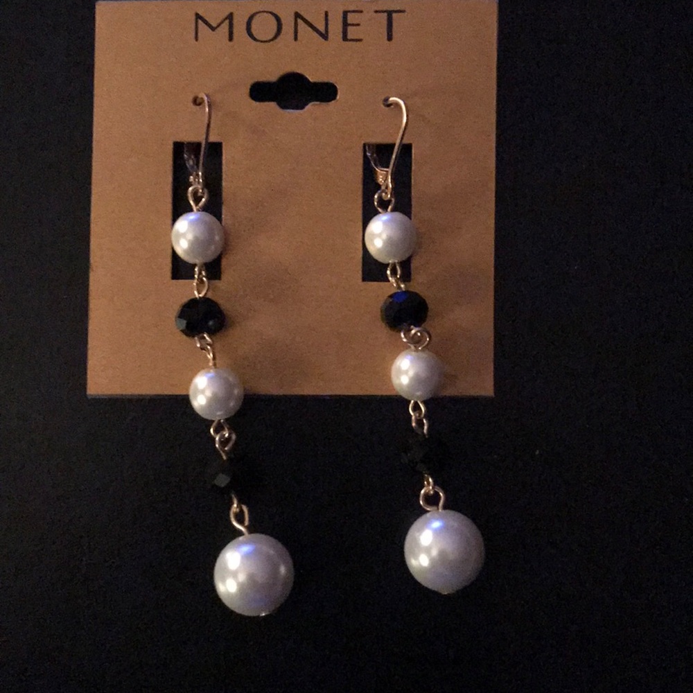 Monet dangle earrings